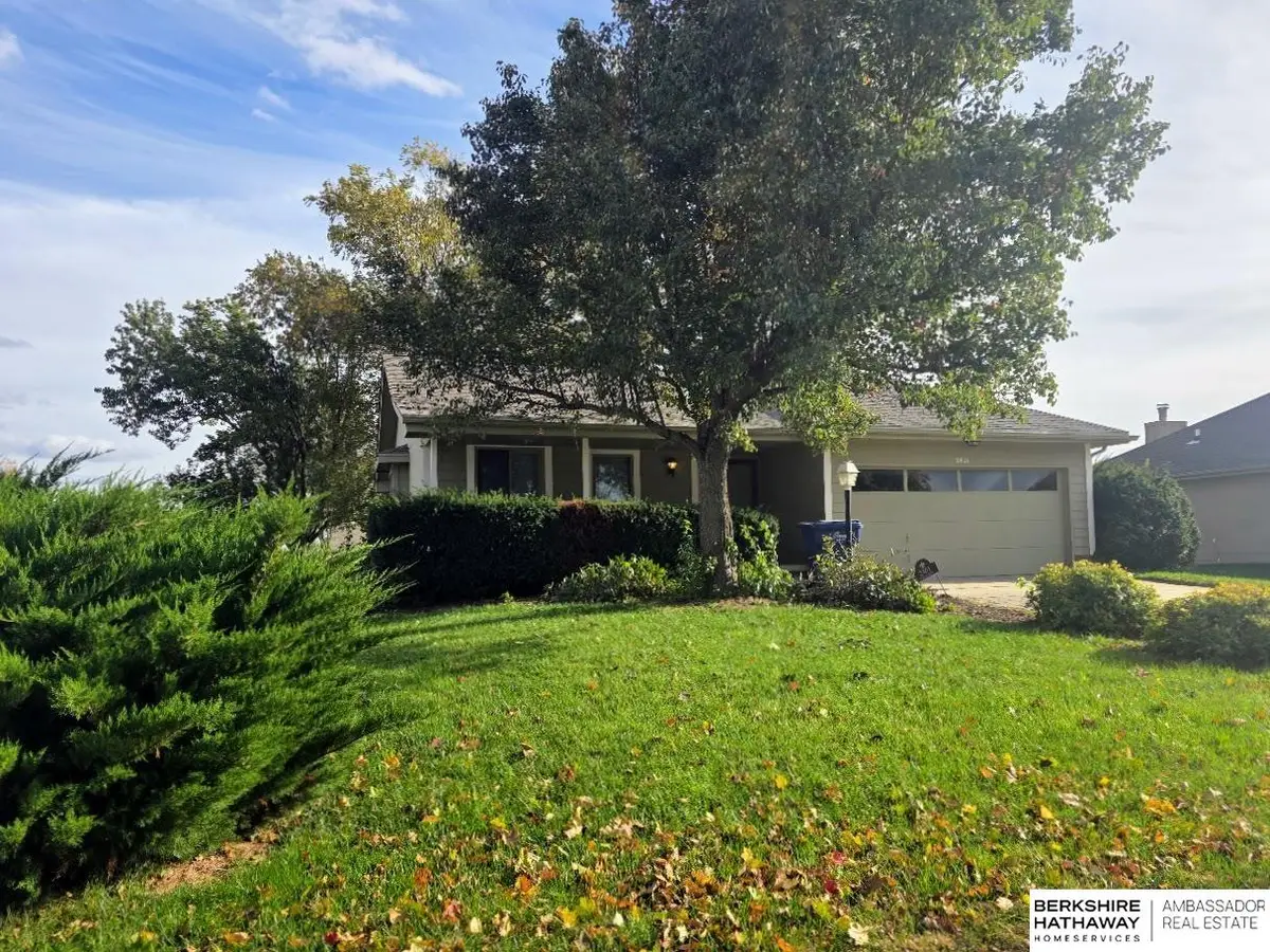 2401 Marilyn Drive, Papillion, NE 68046 - Image #1