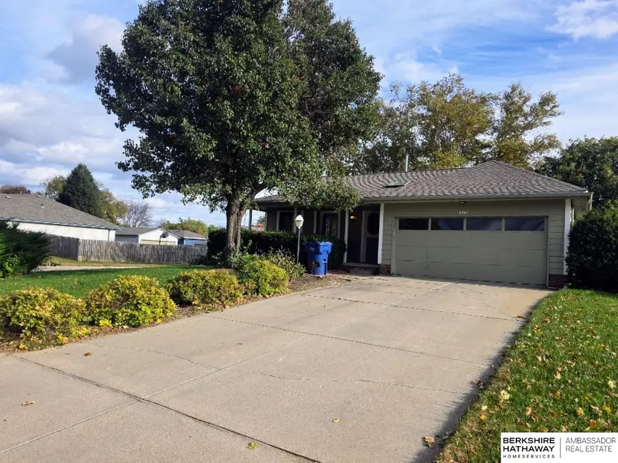 2401 Marilyn Drive, Papillion, NE 68046 - Image #2