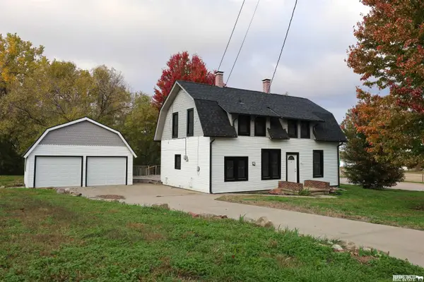 827 10th Street, Humboldt, NE 68376