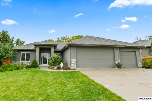 2316 N 188 Street, Elkhorn, NE 68022