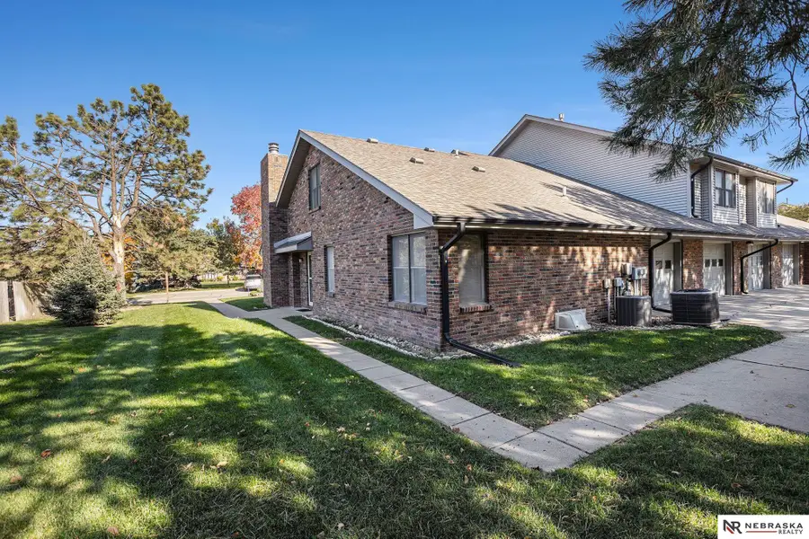 6607 Shenandoah Court, Lincoln, NE 68510 - Image #3