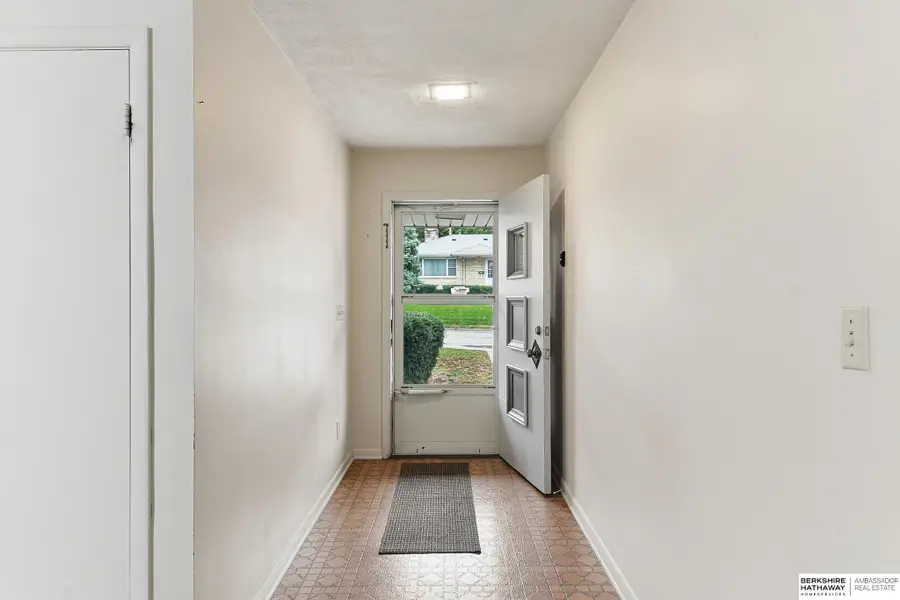 5027 S 82nd Street, Ralston, NE 68127 - Image #3