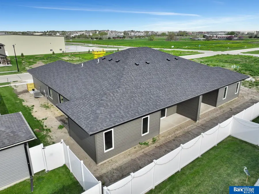3501 Pearl Crescent Drive, Lincoln, NE 68504 - Image #2