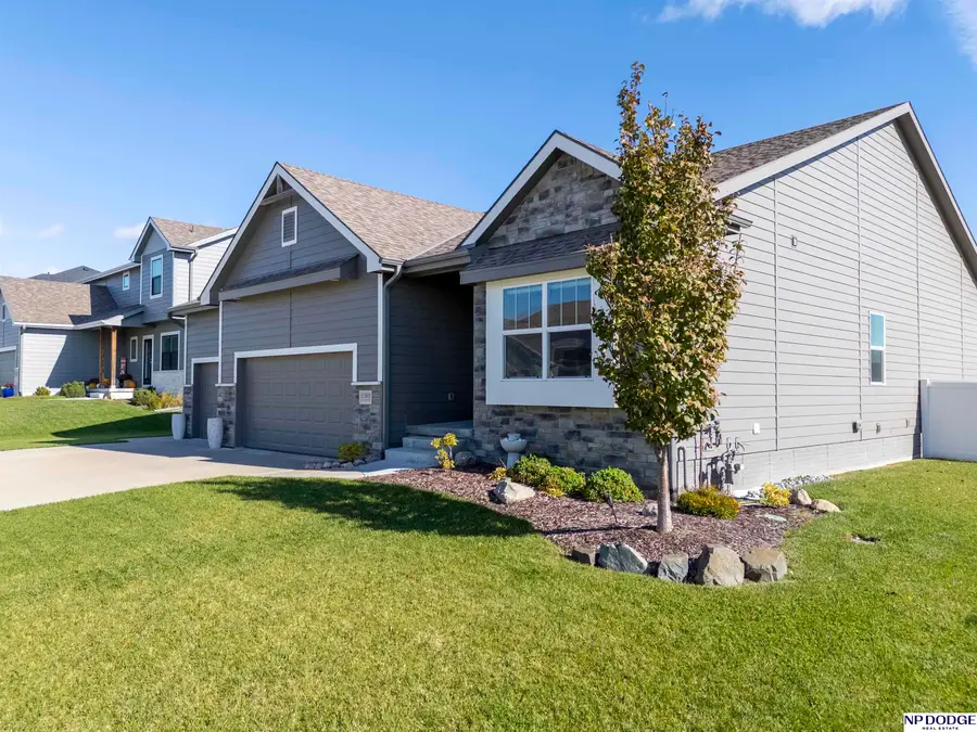 11905 S 112th Street, Papillion, NE 68046 - Image #3