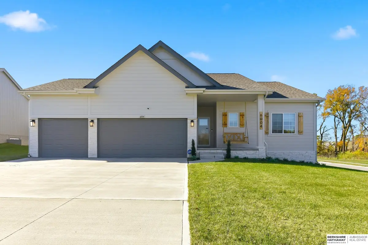 6004 George B Lake Parkway, Elkhorn, NE 68022 - Image #1