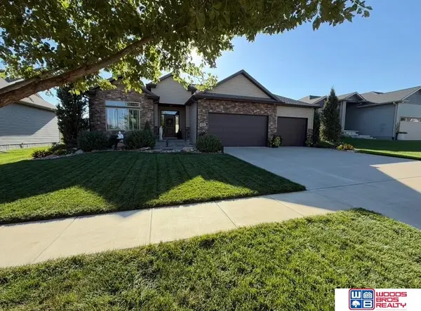 10033 Sweet Water Road, Lincoln, NE 68527