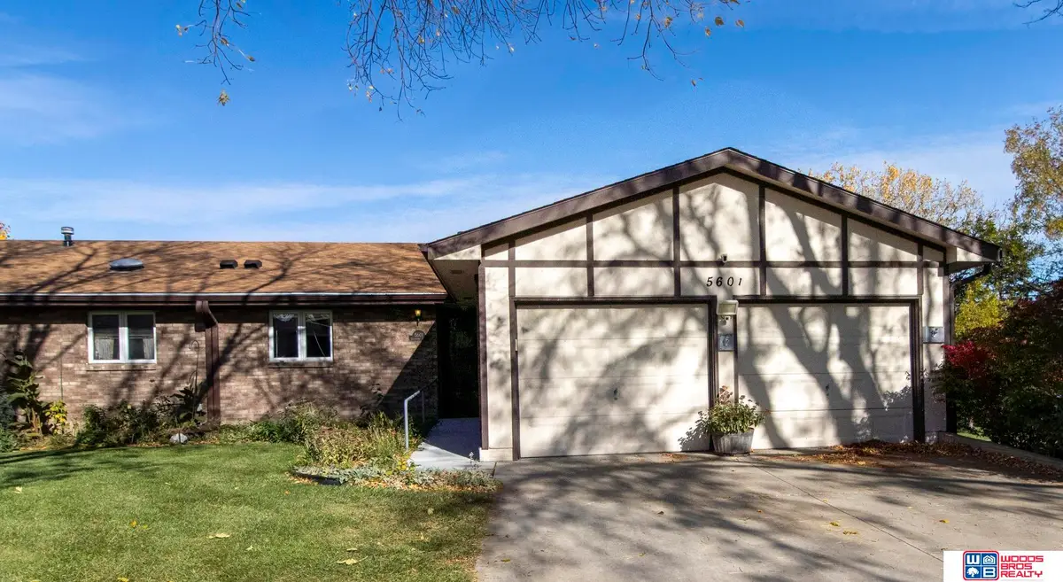 5601 Guenevere Lane, Lincoln, NE 68512 - Image #1