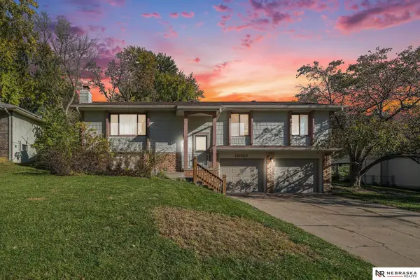 13007 S 35th Street, Bellevue, NE 68123