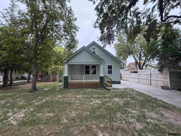 2317 S 18th Street, Lincoln, NE 68502
