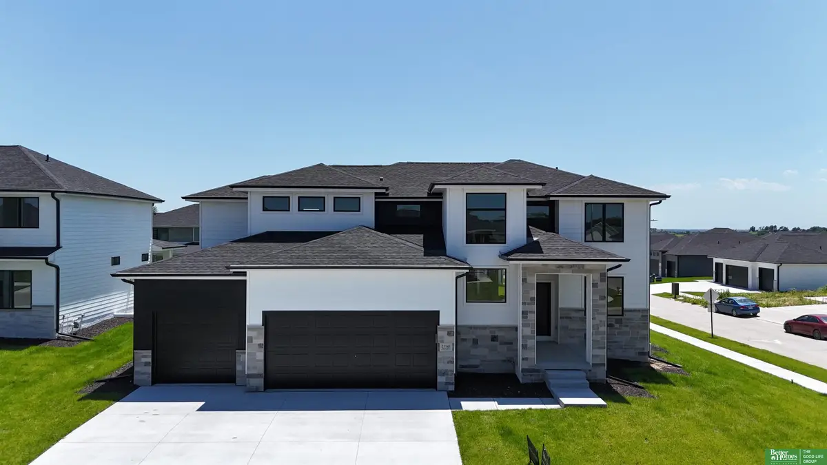 21143 Ellison Avenue, Elkhorn, NE 68022 - Image #1