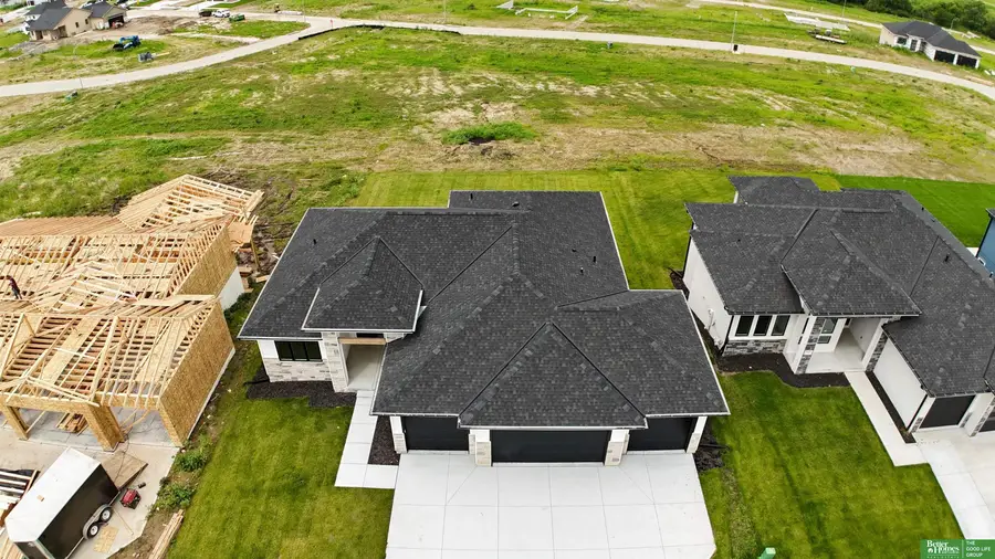 5432 N 213th Avenue, Elkhorn, NE 68022 - Image #3