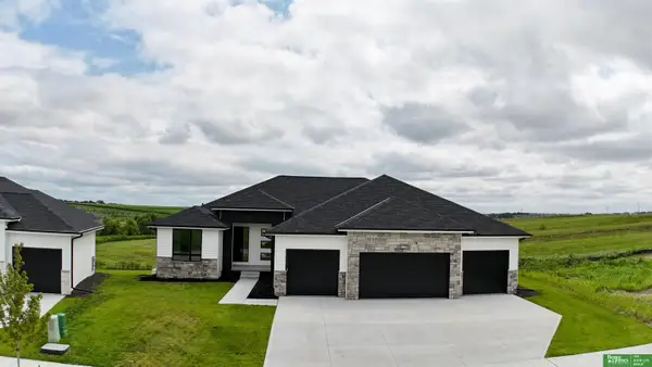 5717 N 195th Street, Elkhorn, NE 68022