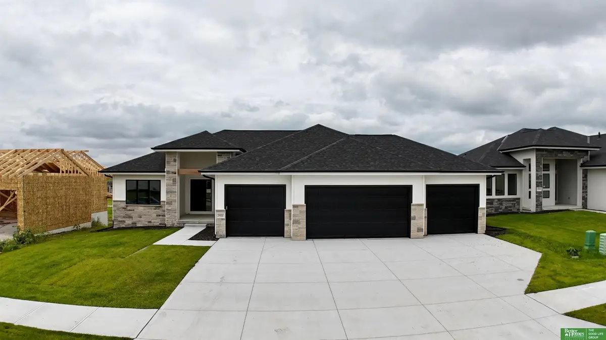 5602 N 212th Street, Elkhorn, NE 68022 - Image #1