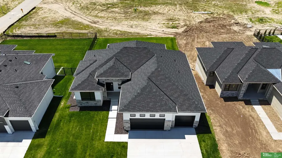 5408 N 212 Street, Elkhorn, NE 68022 - Image #2