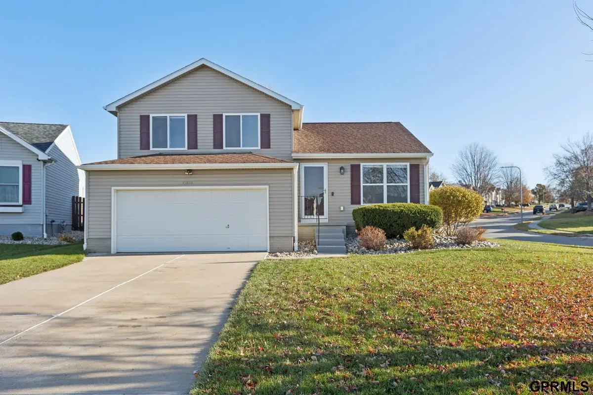 15454 Mormon Circle, Bennington, NE 68007 - Image #1