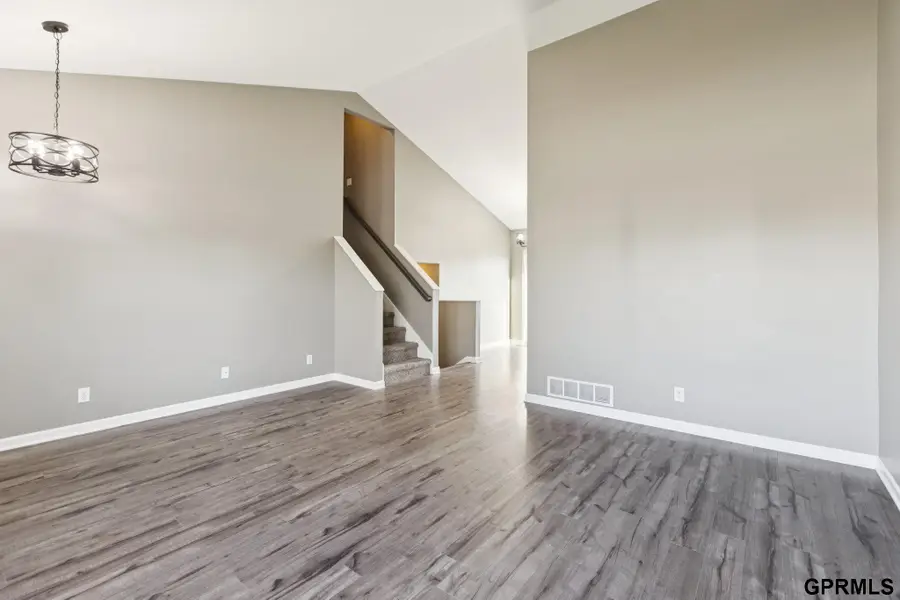 15454 Mormon Circle, Bennington, NE 68007 - Image #3