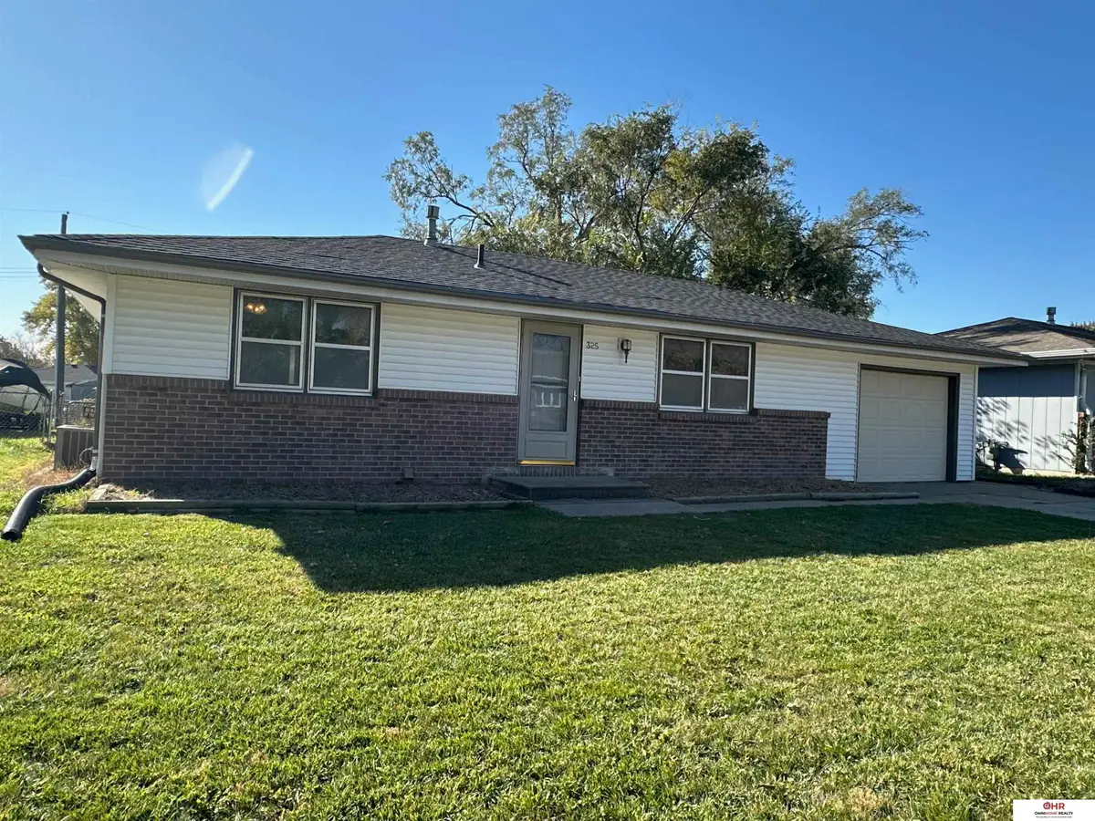 325 Nelson Street, Lincoln, NE 68521 - Image #1