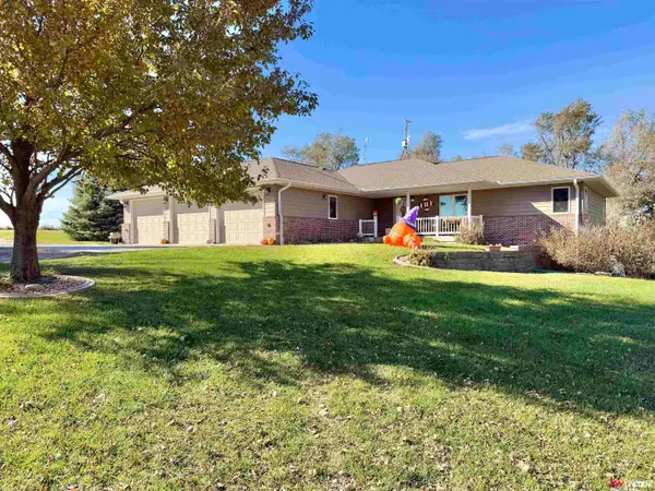 1170 26 Road, David City, NE 68632