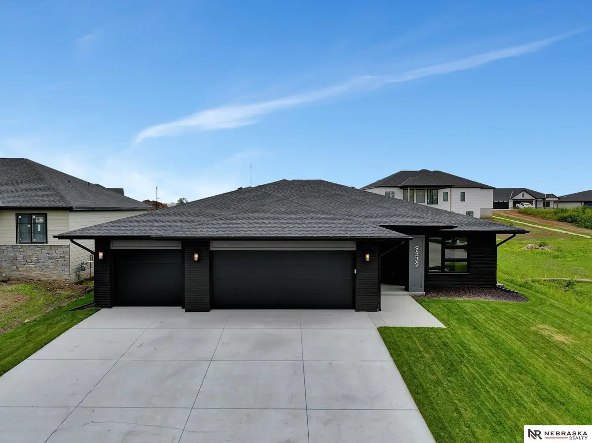 9332 S 86th Street, Lincoln, NE 68526 - Image #1