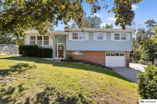 7629 Nebraska Avenue, Omaha, NE 68134