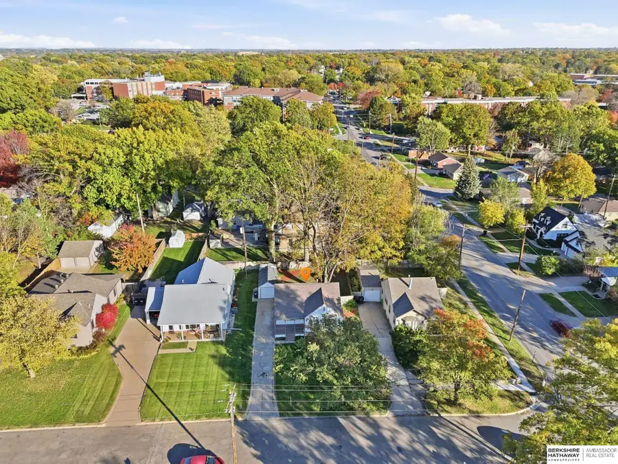 724 S 44 Street, Lincoln, NE 68510 - Image #3