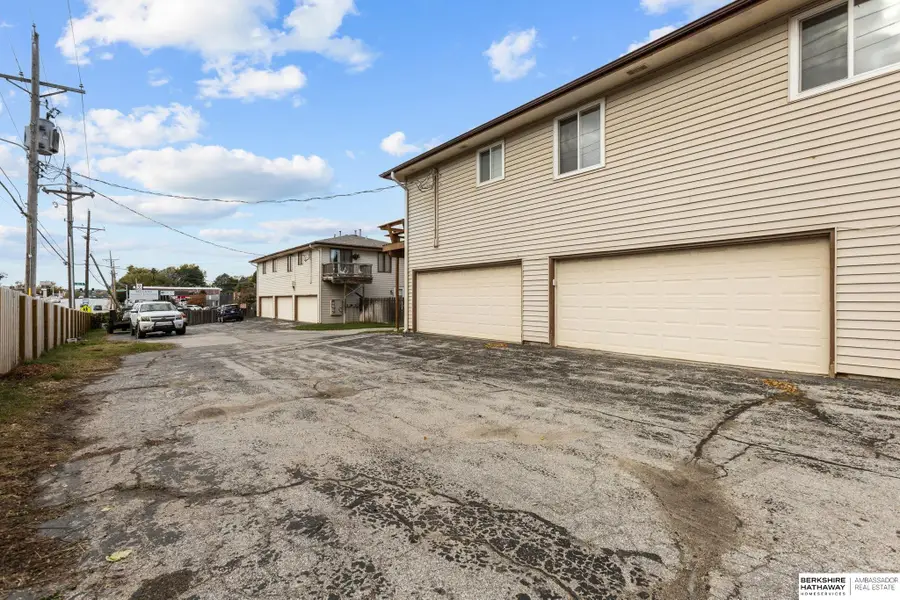 12611 Weir Street, Omaha, NE 68137 - Image #3