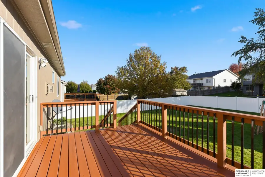 813 Clearwater Drive, Papillion, NE 68046 - Image #3