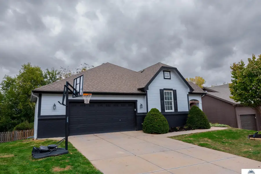 18412 Emile Circle, Chicago, NE 68022 - Image #2