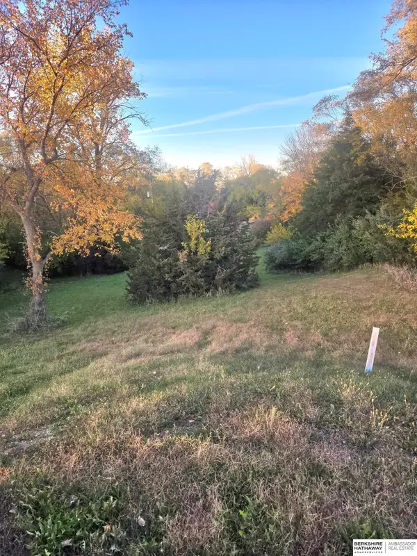 2106 Murray Road, Plattsmouth, NE 68048