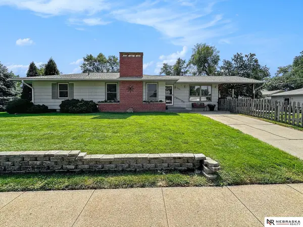 5845 Gladstone Street, Lincoln, NE 68507