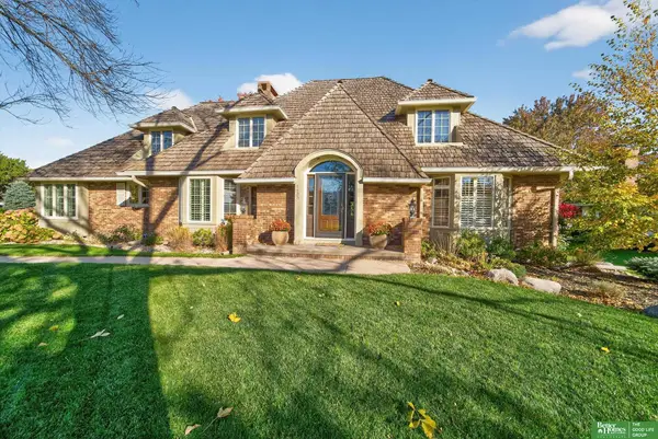 1433 N 102 Avenue, Omaha, NE 68114