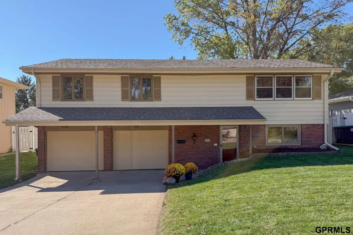 12217 Sandra Circle, Omaha, NE 68137 - Image #1