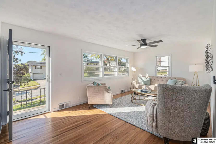 1910 Lloyd Street, Bellevue, NE 68005 - Image #3