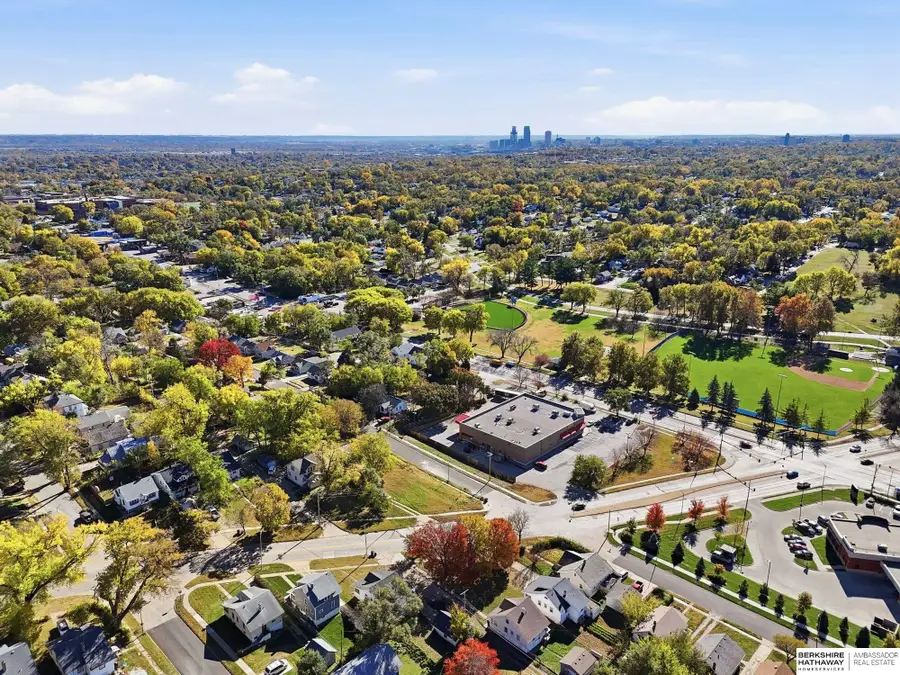 4616 Fontenelle Boulevard, Omaha, NE 68111 - Image #3