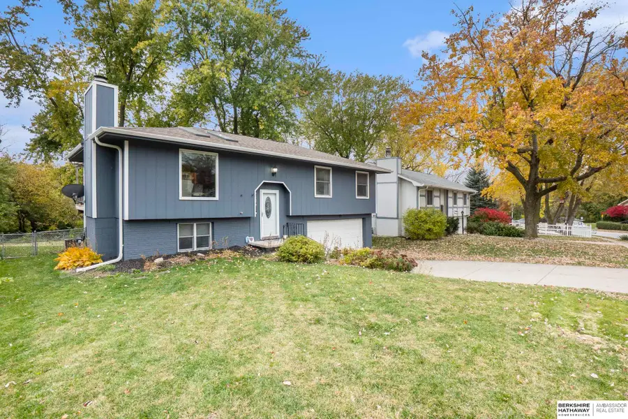 9405 Maplewood Boulevard, Omaha, NE 68134 - Image #2