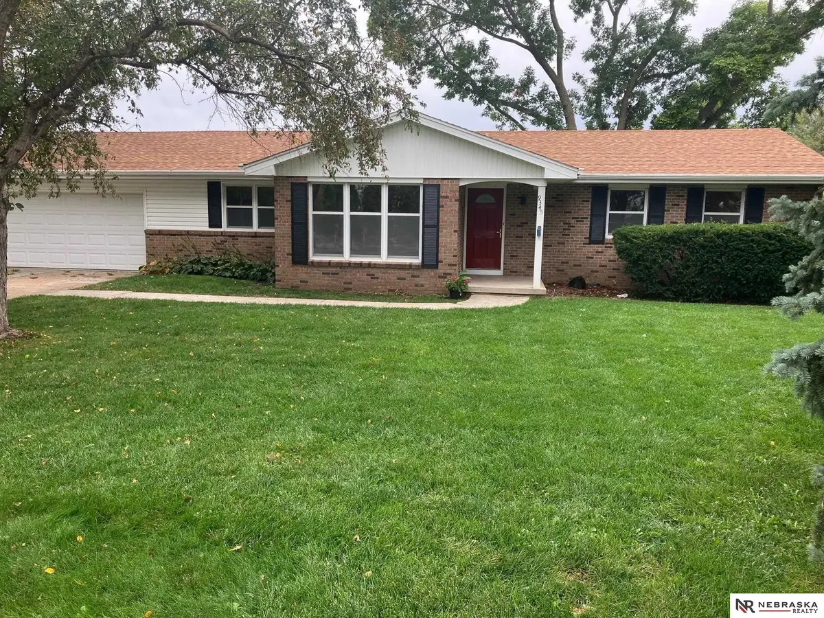 9345 Blondo Street, Omaha, NE 68134 - Image #1