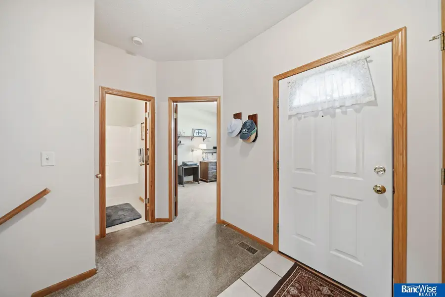 8115 Cheney Ridge Road, Lincoln, NE 68516 - Image #3