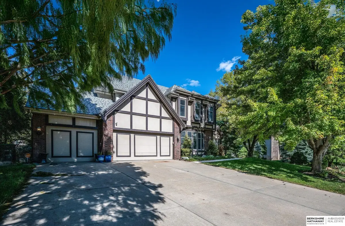 16606 Mason Street, Omaha, NE 68118 - Image #1