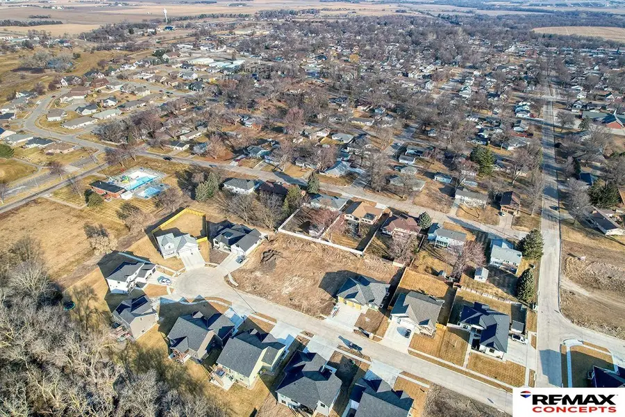 618 Timberline Circle, Milford, NE 68405 - #2