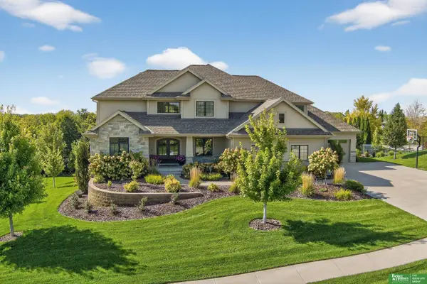 4918 S 235 Street, Elkhorn, NE 68022