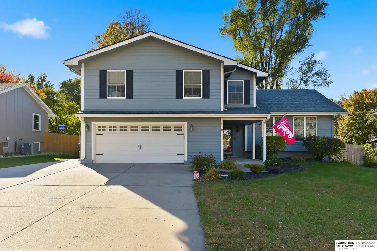 1101 Crest Road, Papillion, NE 68046 - Image #1