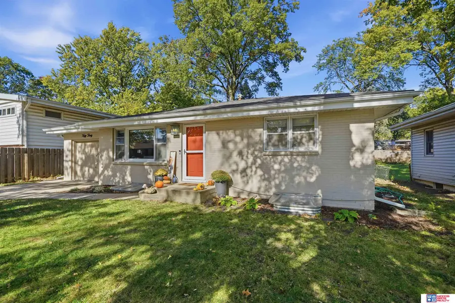 5030 Spruce Street, Lincoln, NE 68516 - Image #2