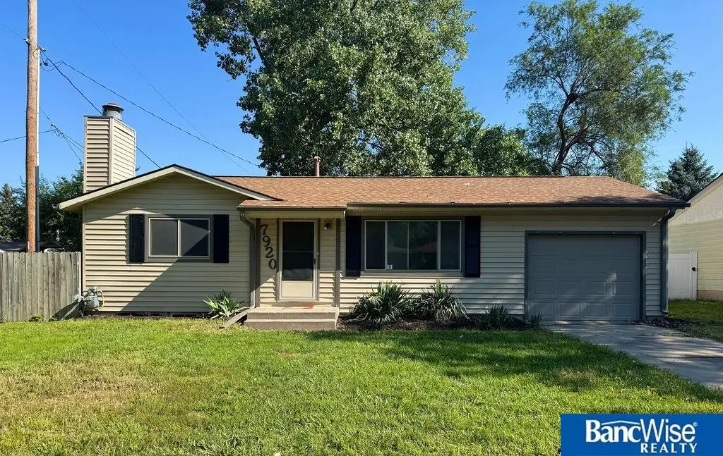 7920 Cherrywood Drive, Lincoln, NE 68510 - Image #1