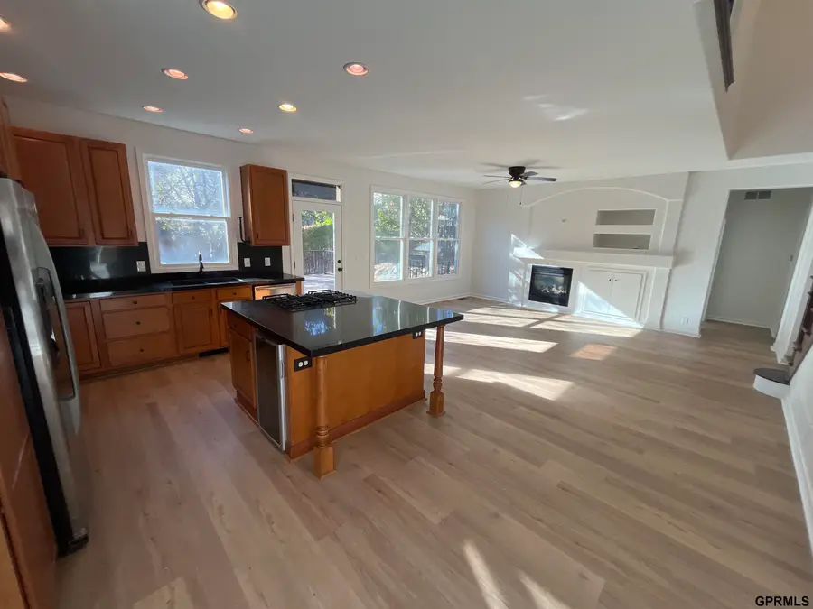 18713 Jones Street, Chicago, NE 68022 - Image #2