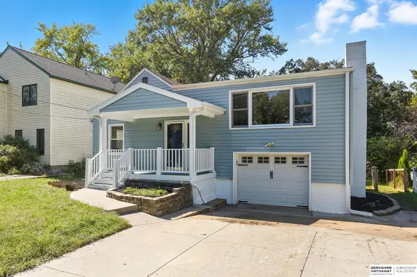 418 Bellevue Boulevard N, Bellevue, NE 68005