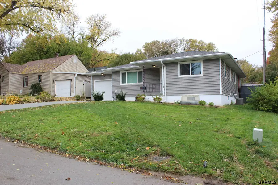 341 S 21st Street, Blair, NE 68008 - #2