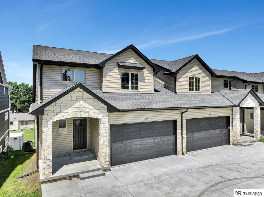 315 S 55th Street, Lincoln, NE 68510 - Image #2