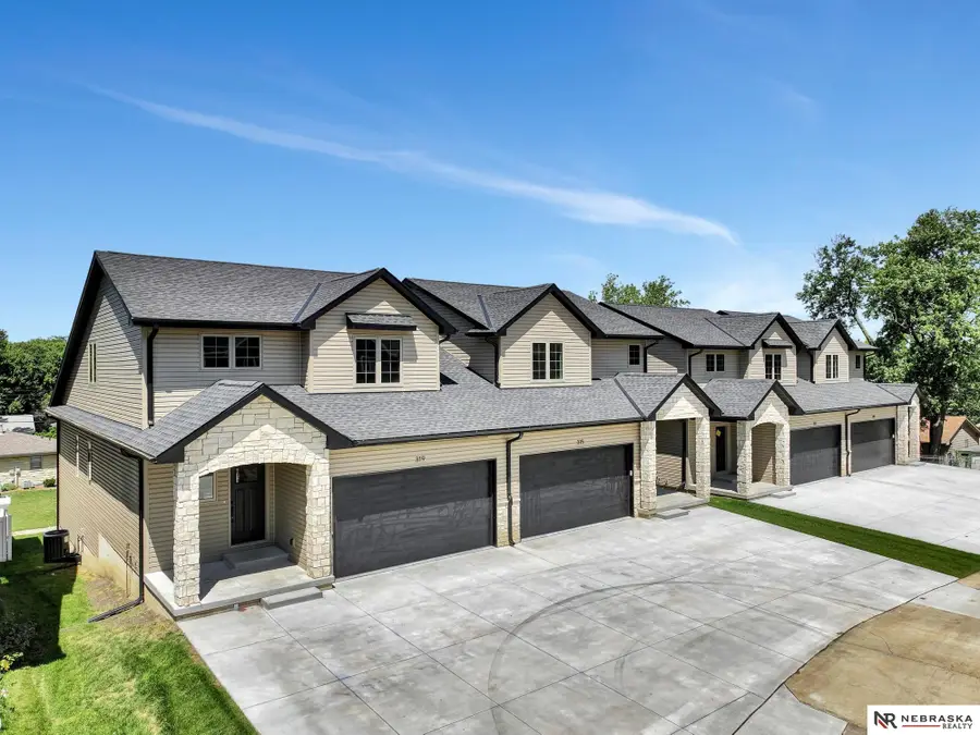 315 S 55th Street, Lincoln, NE 68510 - Image #3