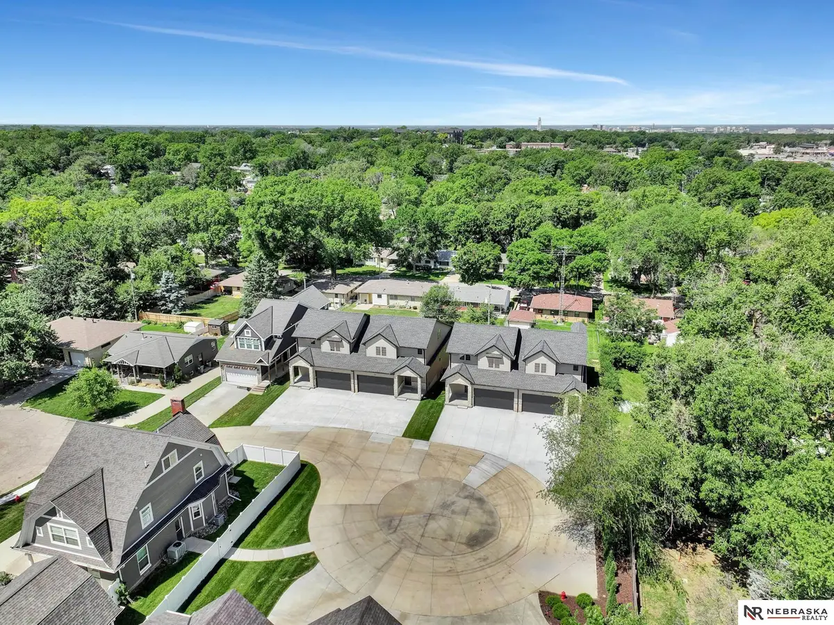 319 S 55th Street, Lincoln, NE 68510 - Image #1