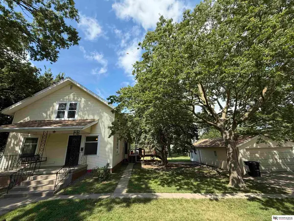 878 W 8th Street, Wahoo, NE 68066